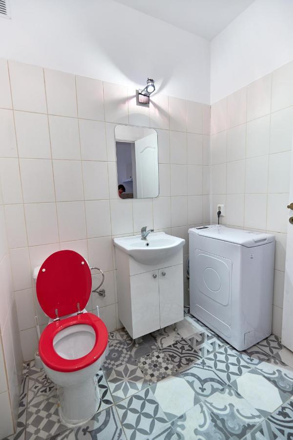 Stanford Aparthotel Gara De Nord Bukares Bagian luar foto