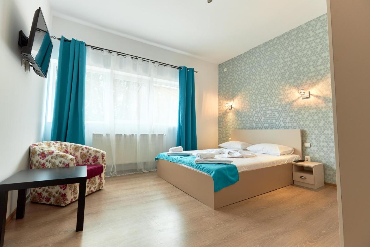 Stanford Aparthotel Gara De Nord Bukares Bagian luar foto