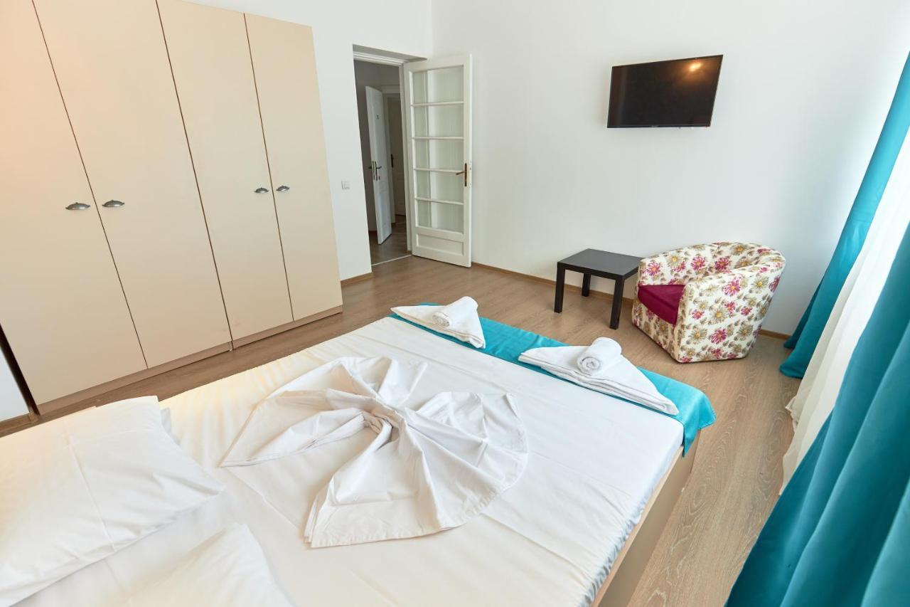 Stanford Aparthotel Gara De Nord Bukares Bagian luar foto