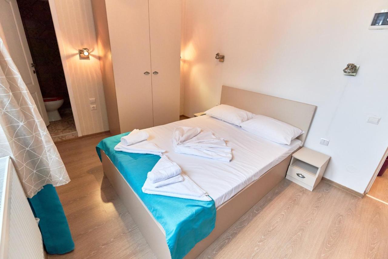 Stanford Aparthotel Gara De Nord Bukares Bagian luar foto