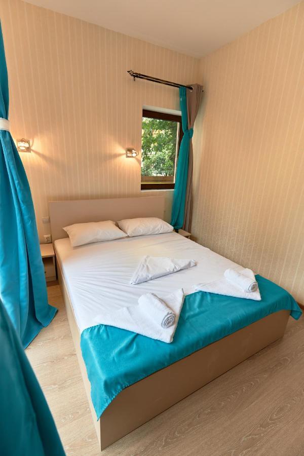 Stanford Aparthotel Gara De Nord Bukares Bagian luar foto